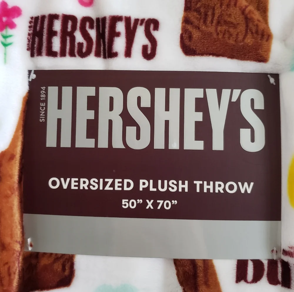 Hershey's Easter Bunny White Oversized Plush Throw Blanket 50x70 NWT
